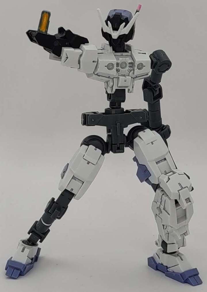 Open and relax battle stance, Front view